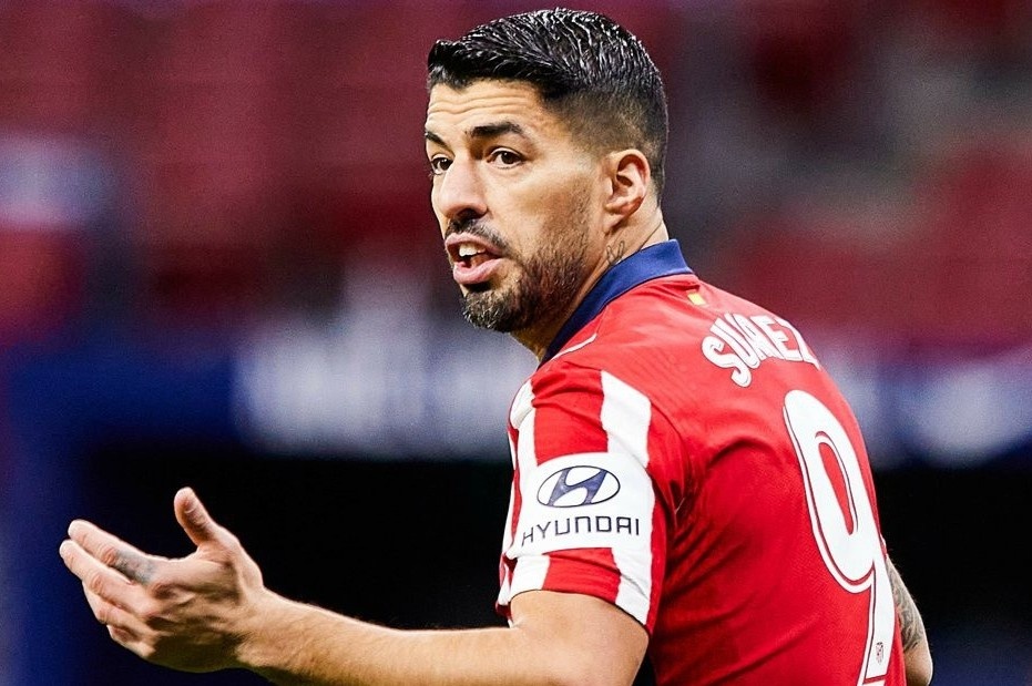 Suarez co the chia tay Atletico trong mua he 2021 hinh anh
