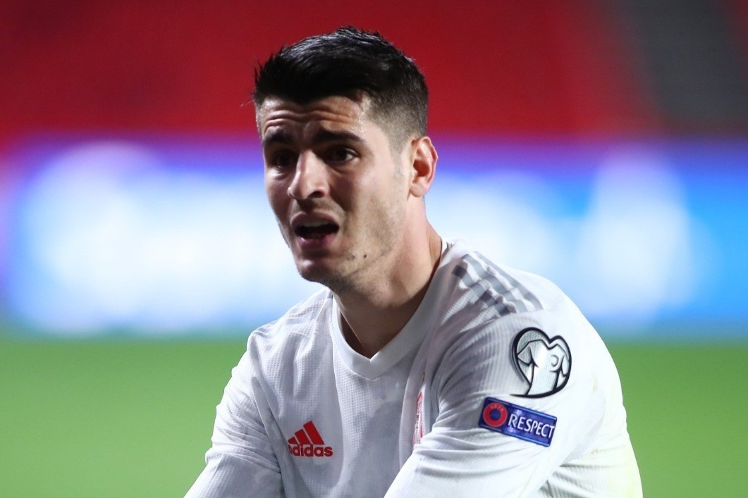 Morata qua dat do hinh anh