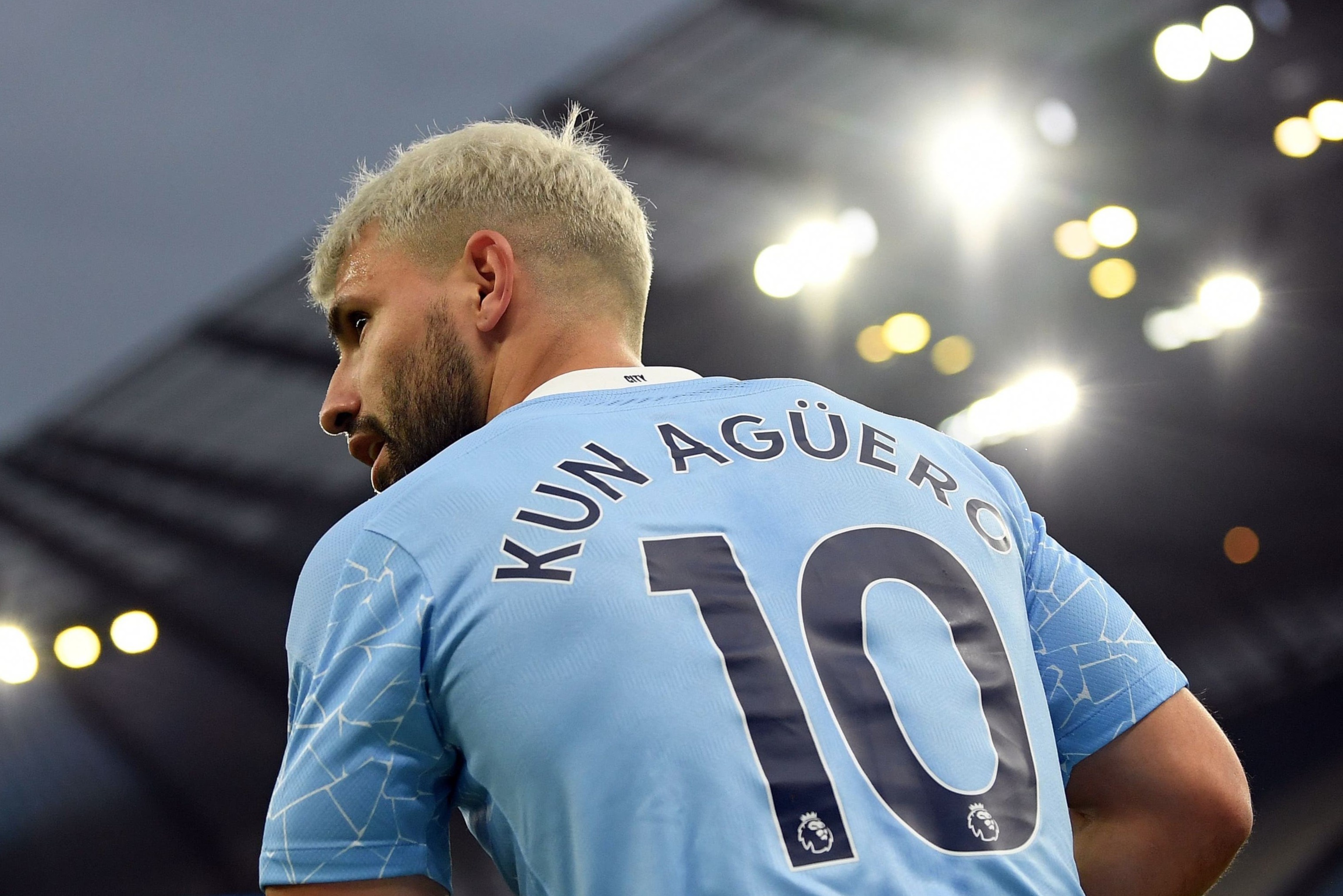 Aguero giai loi nguyen tien dao o Chelsea? hinh anh