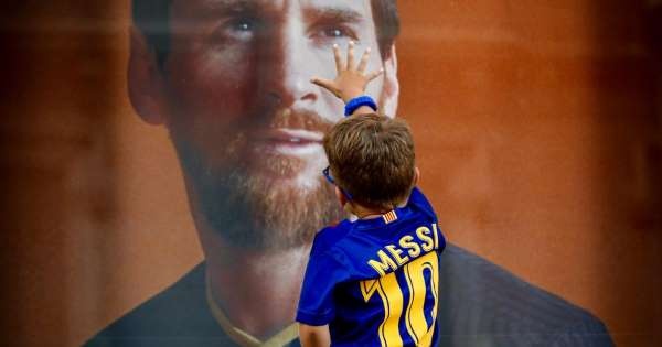 Sieu kinh dien cuoi cung cua Messi? hinh anh