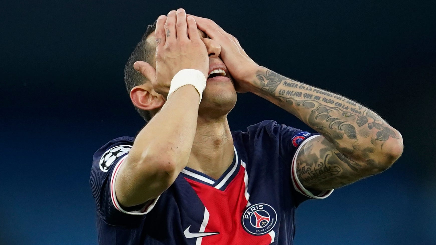 PSG sup do truoc Man City vi su hung hang va tam ly yeu hinh anh