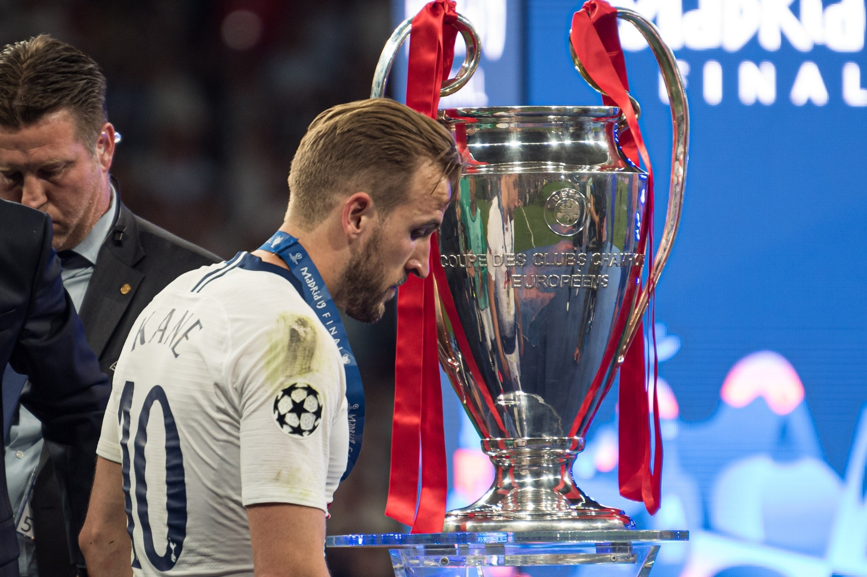 Bai toan kho cho Kane hinh anh