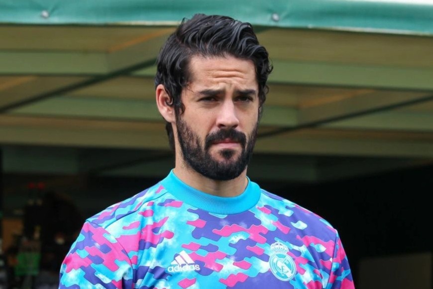 Vi tri phu hop cho Isco la ghe du bi hinh anh