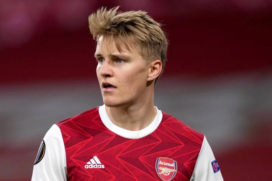 Truong hop ky la cua Odegaard o Arsenal hinh anh