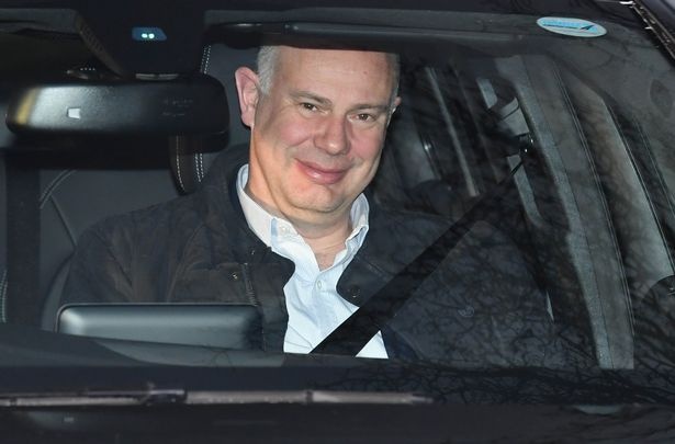 Nguoi dung sau cac vu chuyen nhuong cua MU tu chuc hinh anh