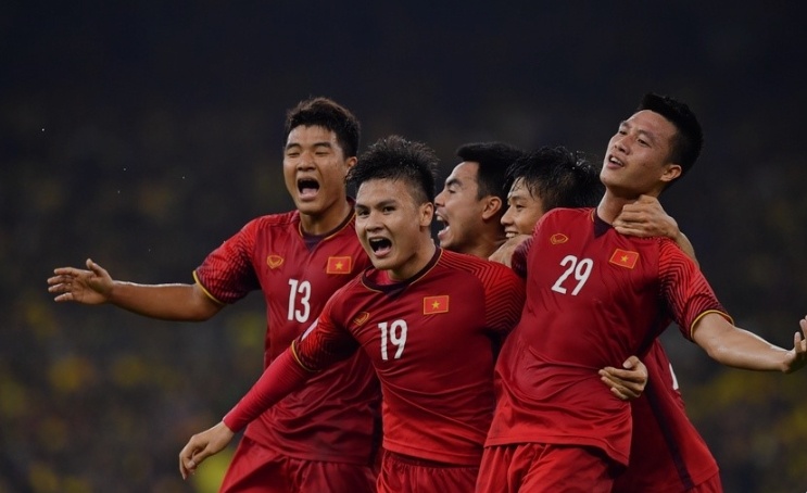 Fandi Ahmad: '15 hay 20 nam nua, Viet Nam, Thai Lan moi du World Cup' hinh anh