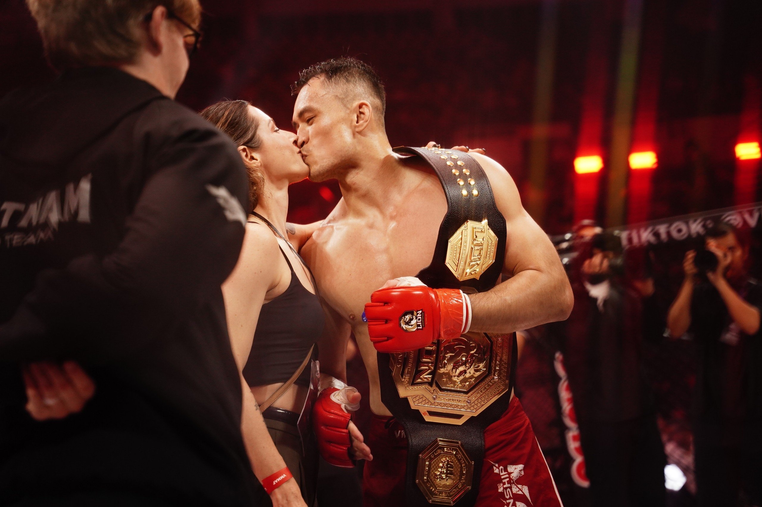 LION Championship 11 anh 9