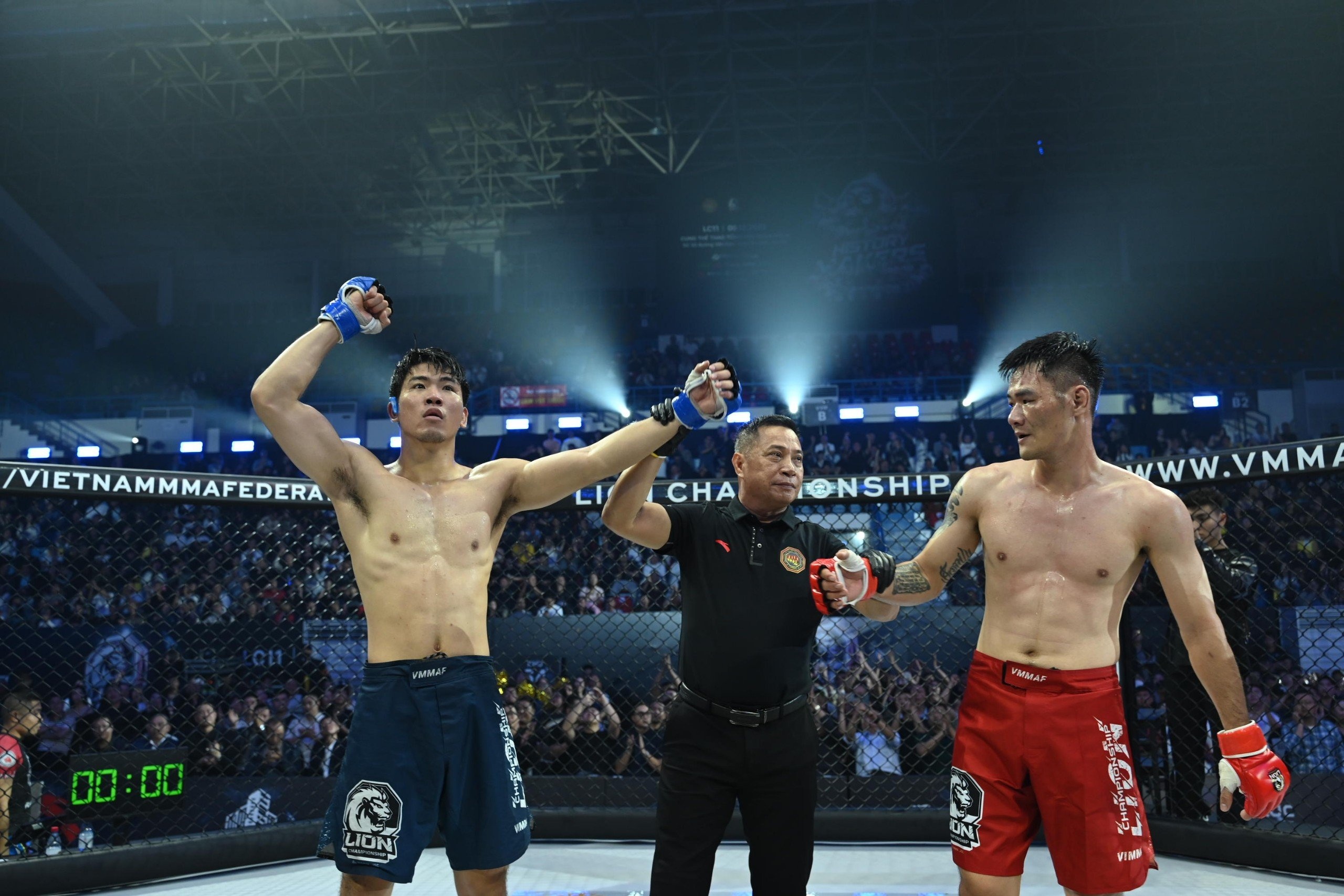 LION Championship 11 anh 18