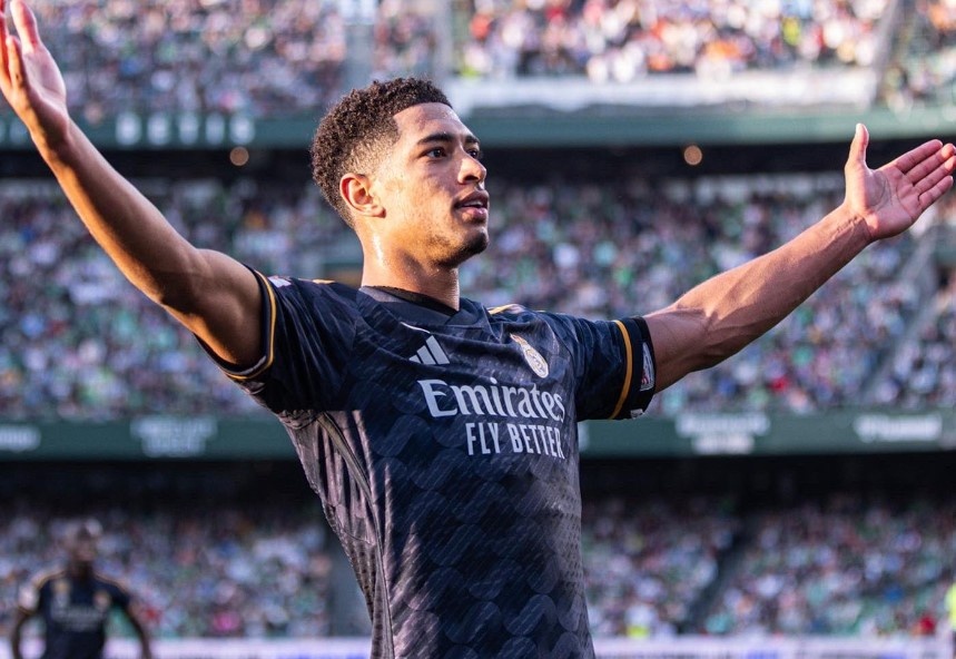 Bellingham can bang ky luc cua Ronaldo hinh anh