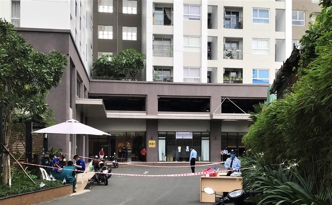 Toi o chung cu, qua nha hang xom choi co vi pham Chi thi 16? hinh anh