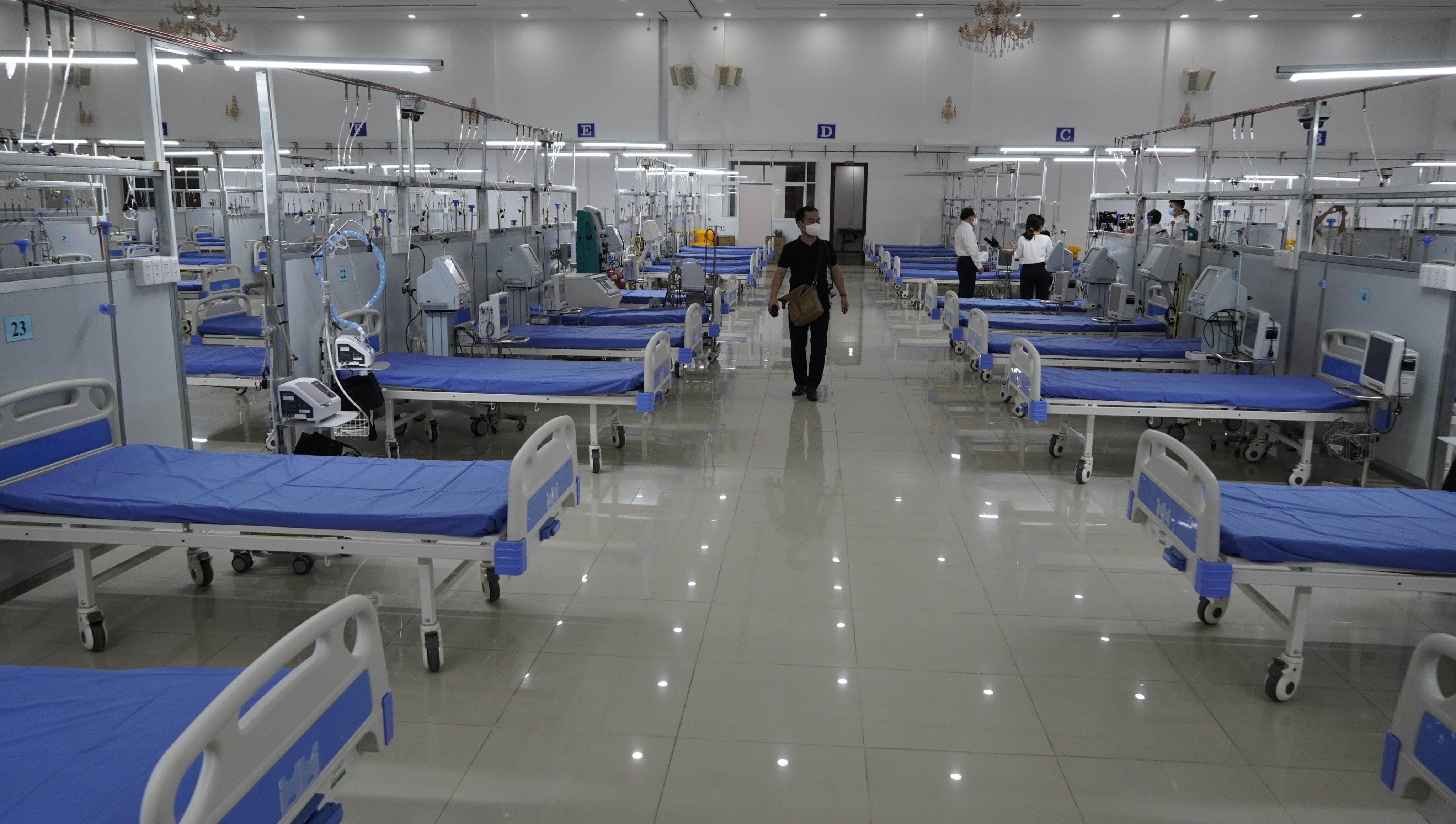 Trung tam hoi suc Covid-19 o Long An anh 1