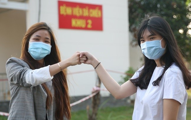 Ky luc hon 12.000 benh nhan Covid-19 o Binh Duong xuat vien trong ngay hinh anh