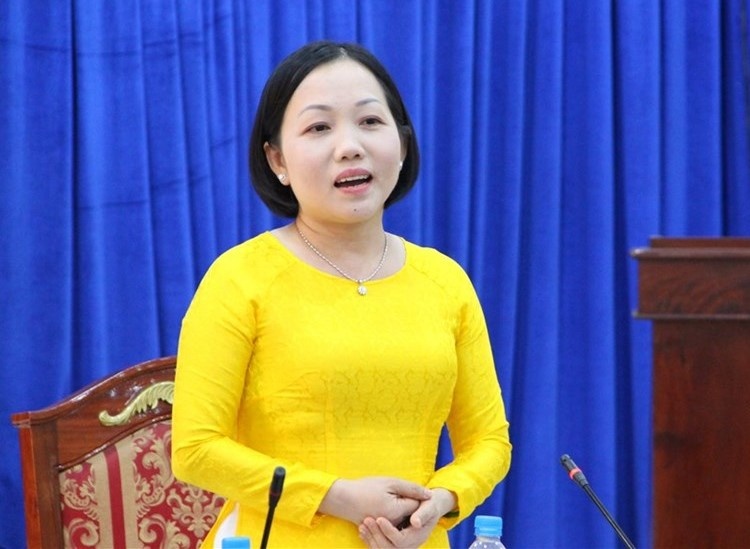 Chu tich UBND TP Thu Dau Mot,  Nguyen Thu Cuc anh 1