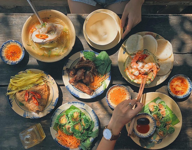 Dong Nai cho mo lai rap chieu phim, dich vu an uong tai cho hinh anh