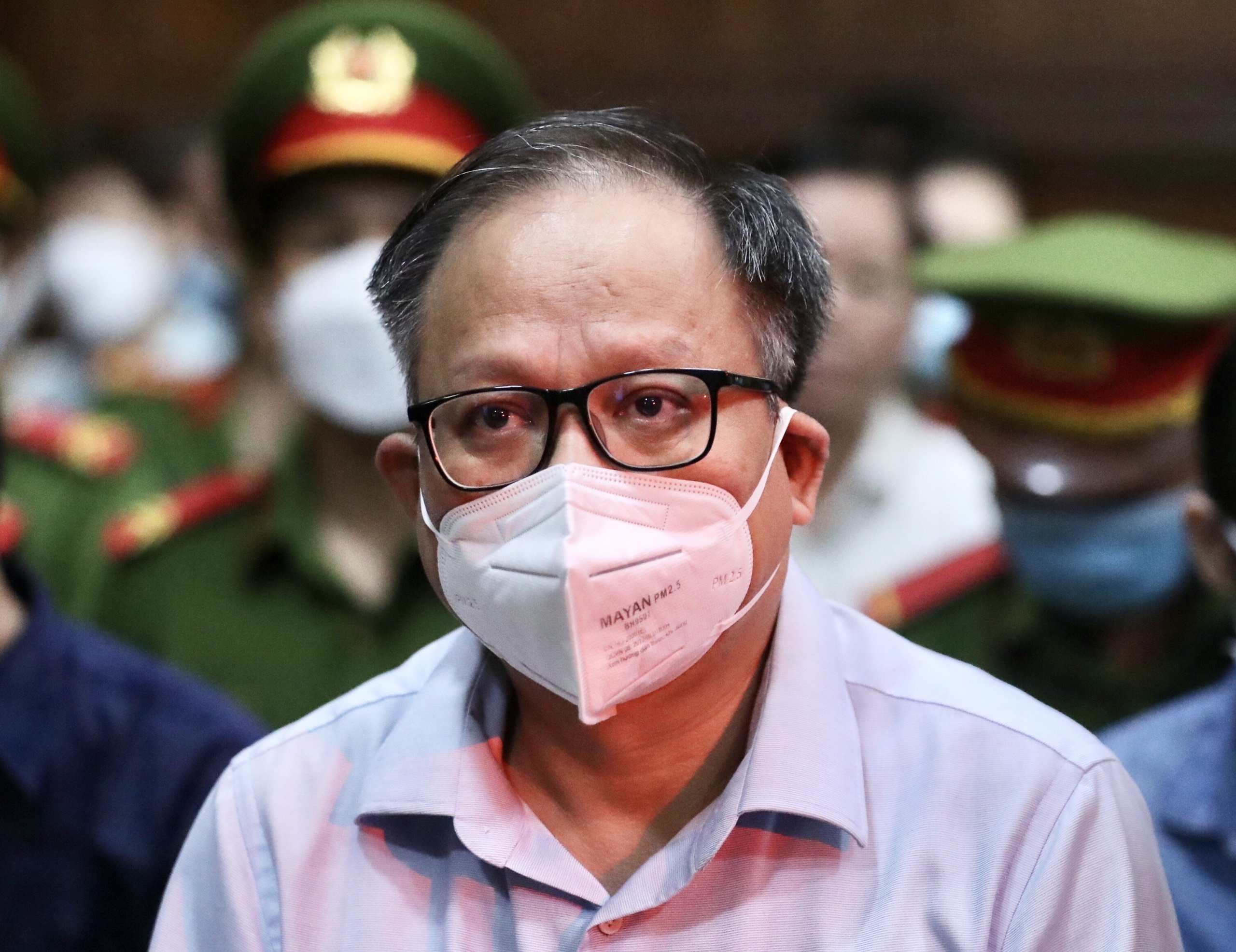 Ong Tat Thanh Cang hau toa hinh anh