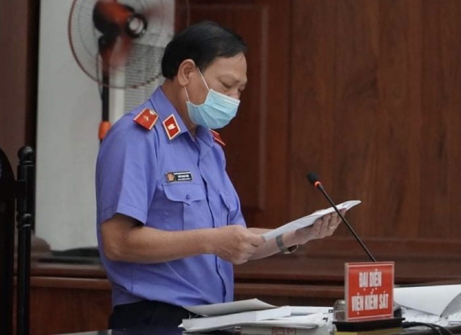 Pho chanh an TAND quan 4,  xam pham cho o cua nguoi khac anh 2