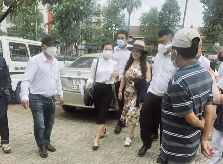 Nguyễn Phương Hằng,  công an TP Biên Hòa,  vu khống ảnh 1 Nguyen Phuong Hang,  cong an TP Bien Hoa,  vu khong anh 1