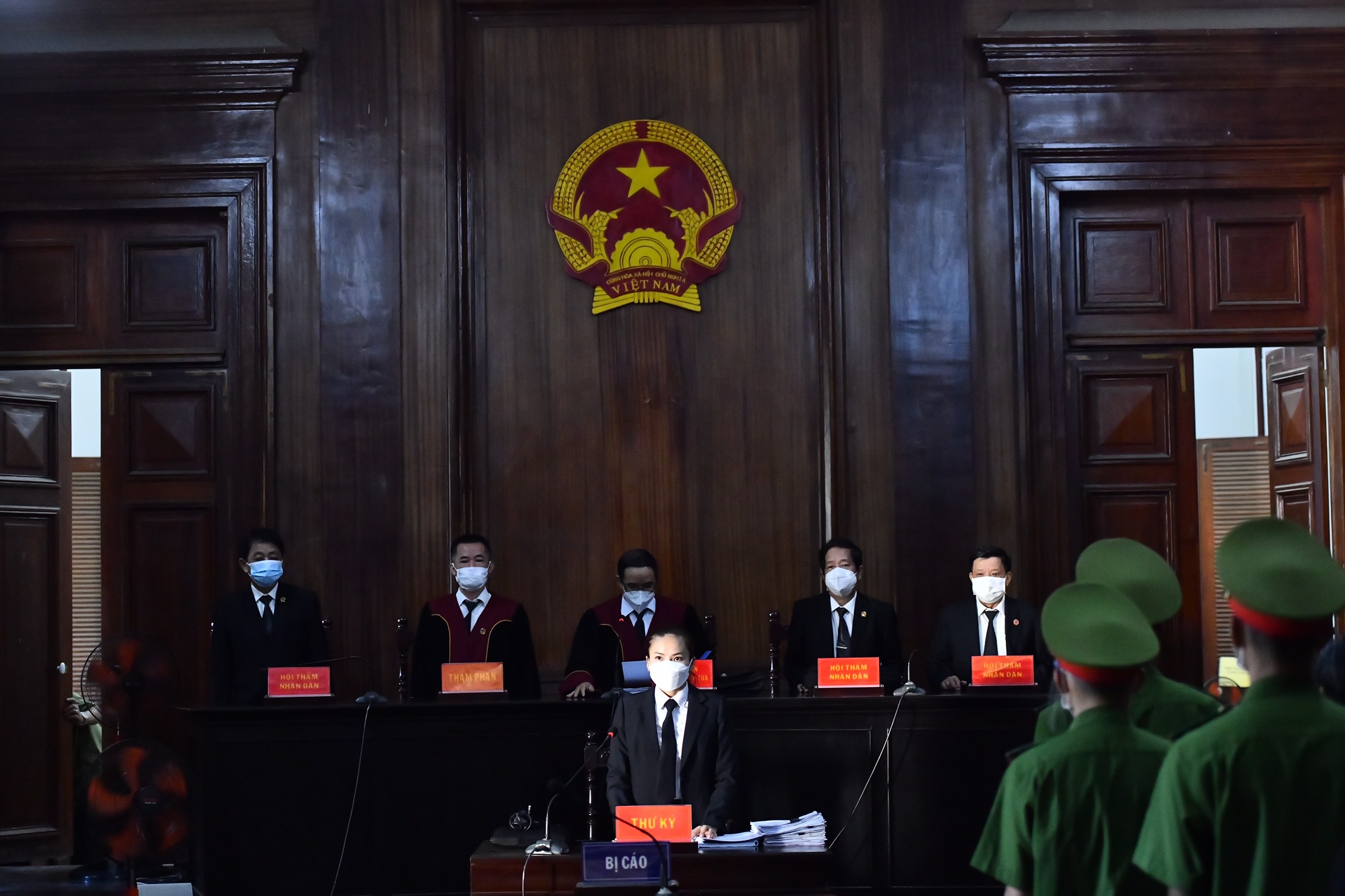 Pho chu tich TP.HCM Tran Vinh Tuyen hau toa anh 4