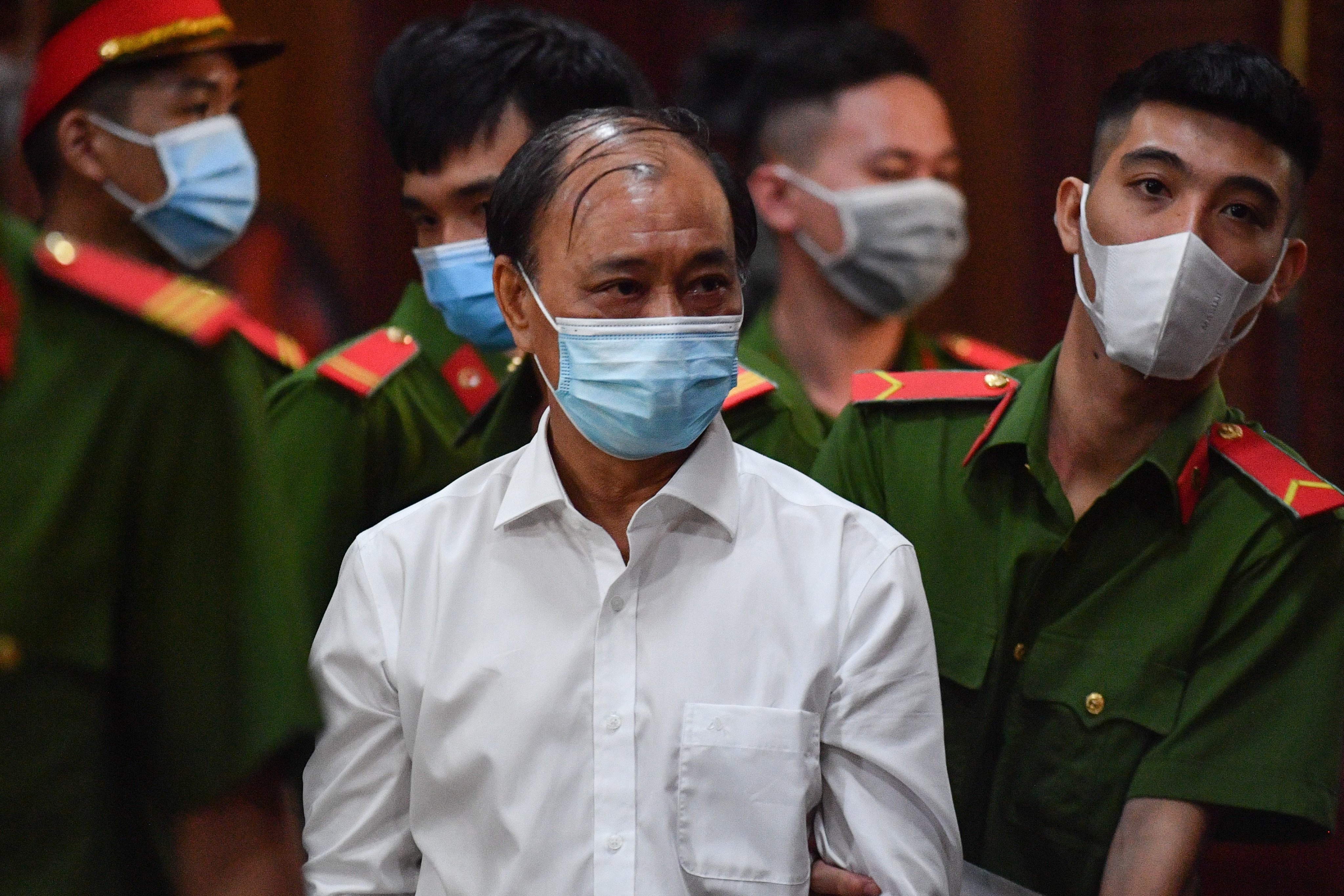 Tran Vinh Tuyen,  cuu Pho chu tich UBND TP.HCM,  tong cong ty nong nghiep Sai Gon - Sagri anh 3