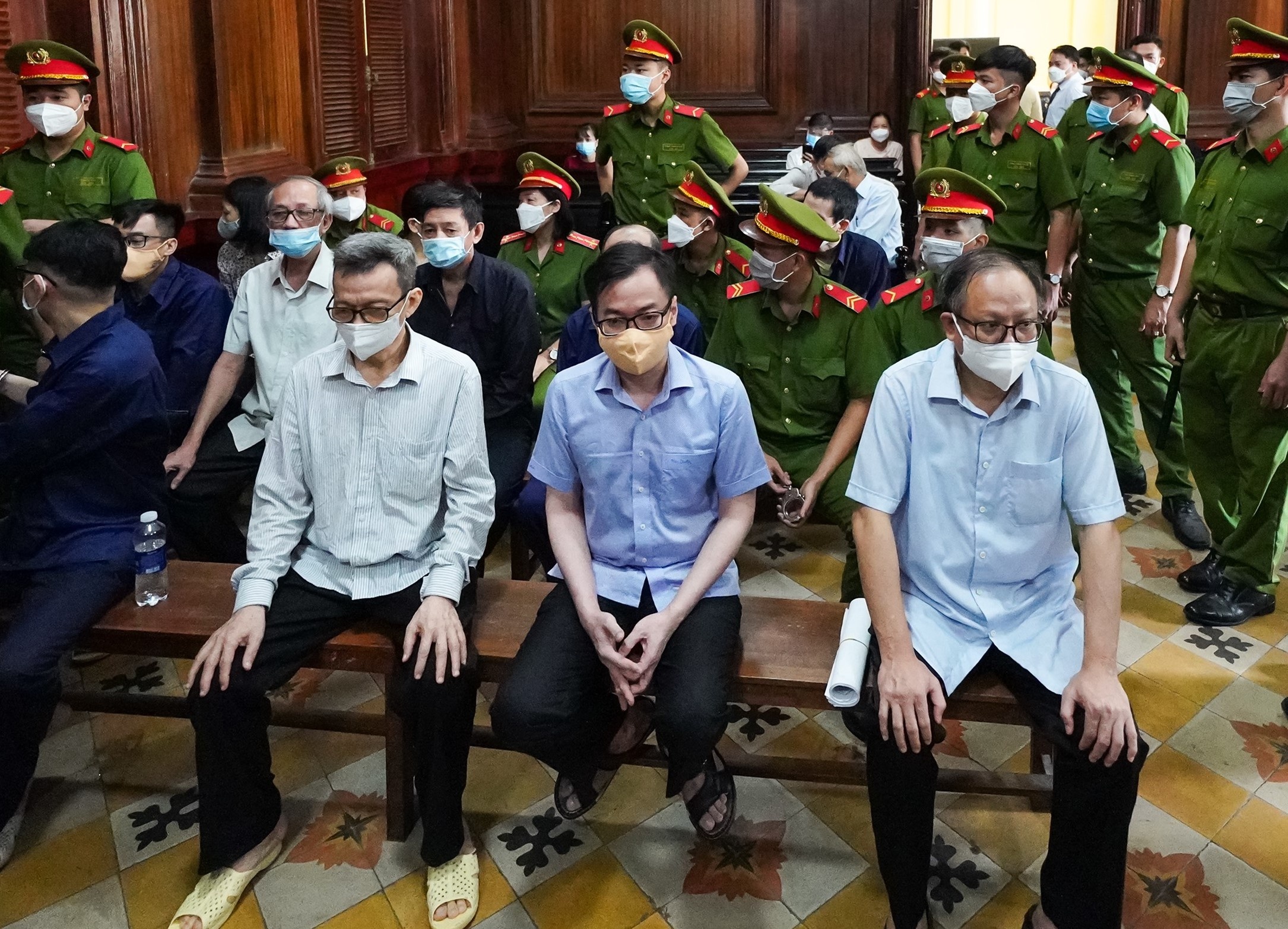 Sai pham tai Sadeco,  Tat Thanh Cang,  cuu Pho bi thu Thuong truc Thanh uy TP.HCM anh 3