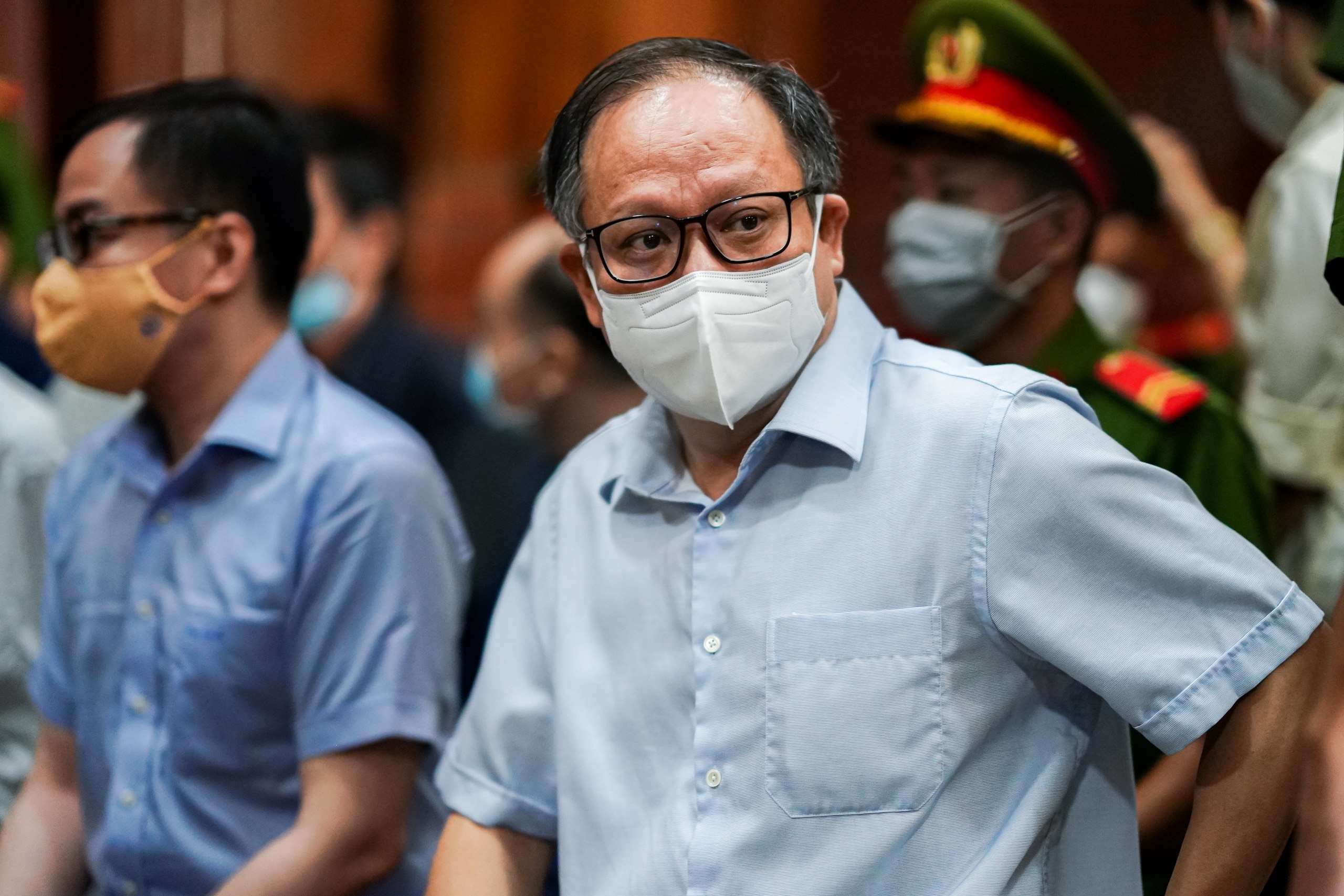 Sai pham tai Sadeco,  Tat Thanh Cang,  doi chat voi Nguyen Kim anh 1