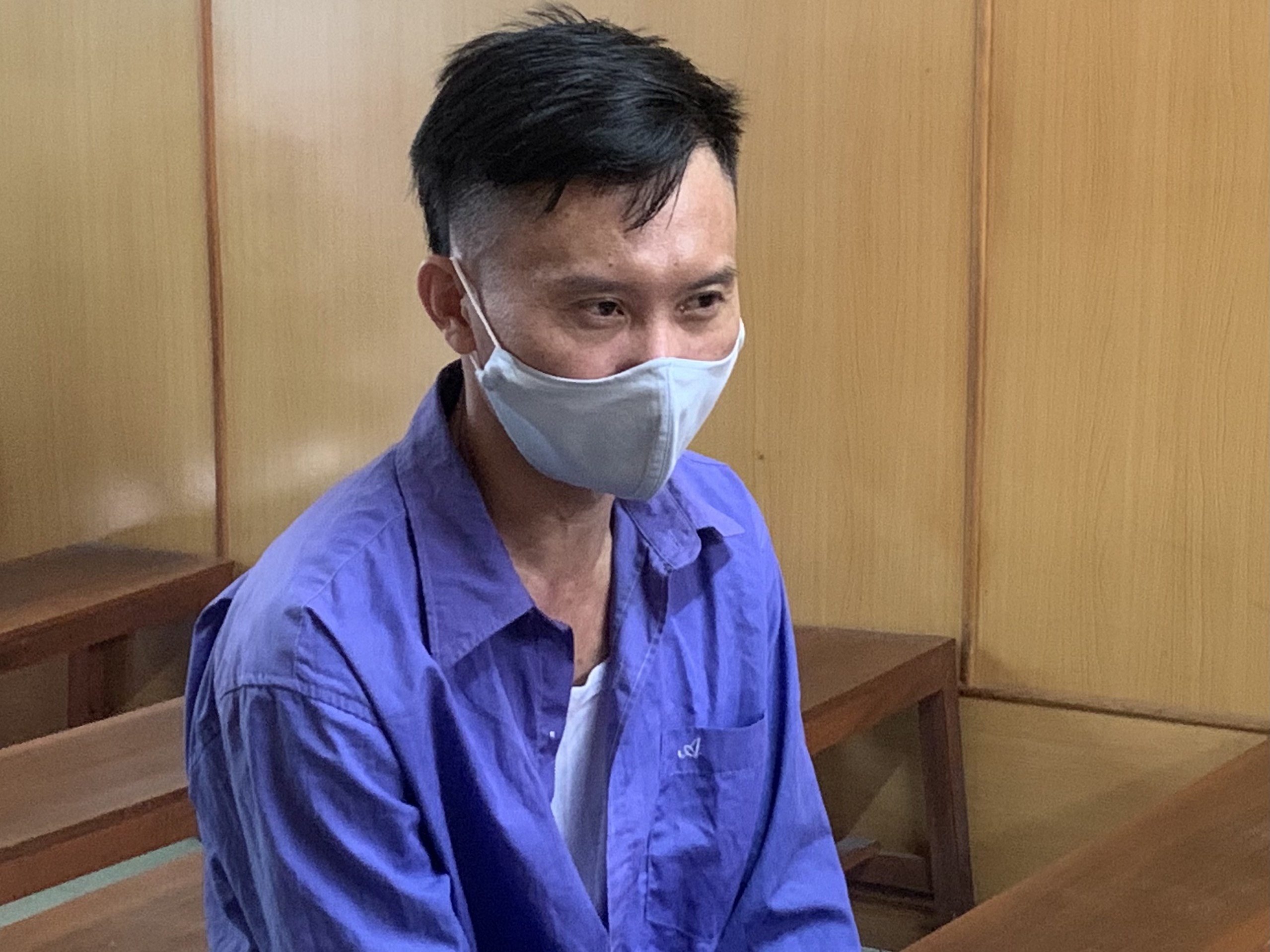 Dung bua tan cong tinh dich o khach san, nguoi dan ong linh 7 nam tu hinh anh