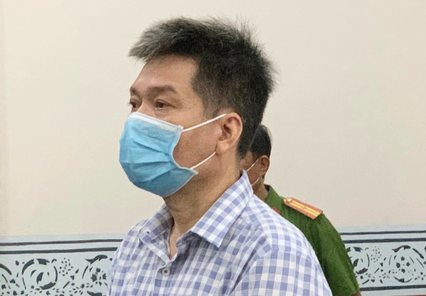 Ong Nguyen Hoai Nam bi phat 3 nam 6 thang tu hinh anh