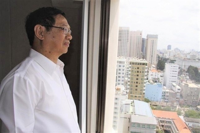 Toa bac yeu cau doi lai 50% von gop cua ong Lien Khui Thin hinh anh