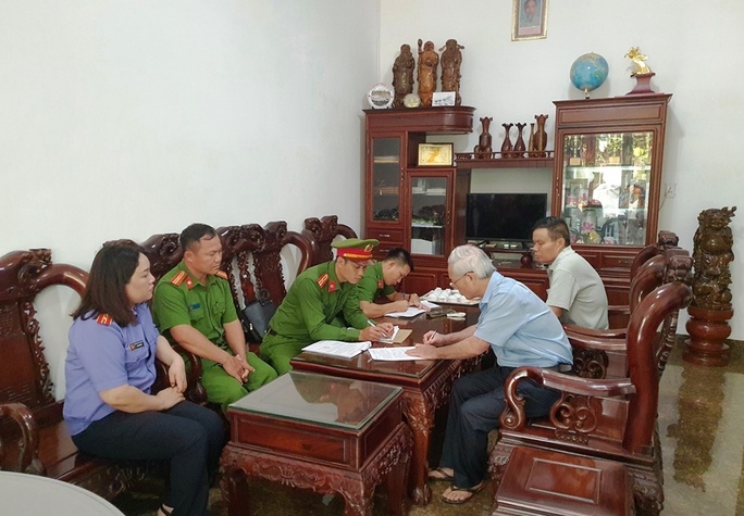 Khởi tố nguyên hiệu trưởng và kế toán Trường Cao đẳng Sư phạm Đắk Lắk ảnh 1 Khoi to nguyen hieu truong va ke toan Truong Cao dang Su pham Dak Lak anh 1