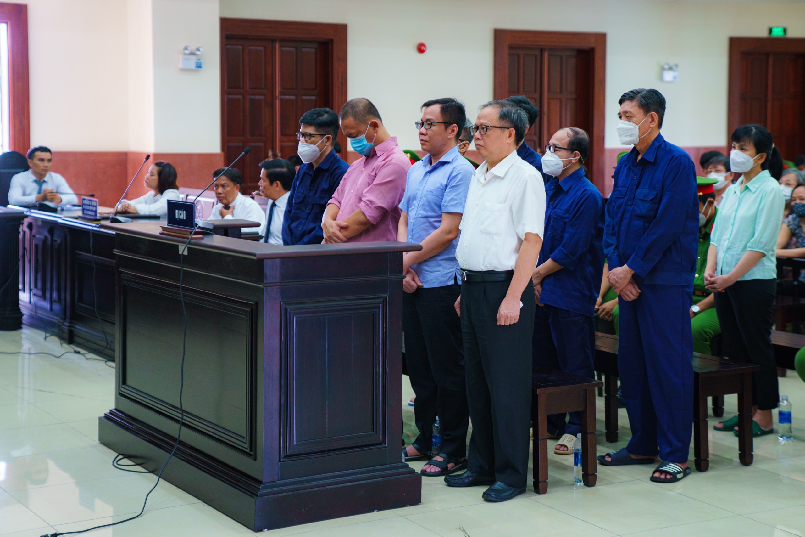 Ong Te Tri Dung xuc dong anh 9