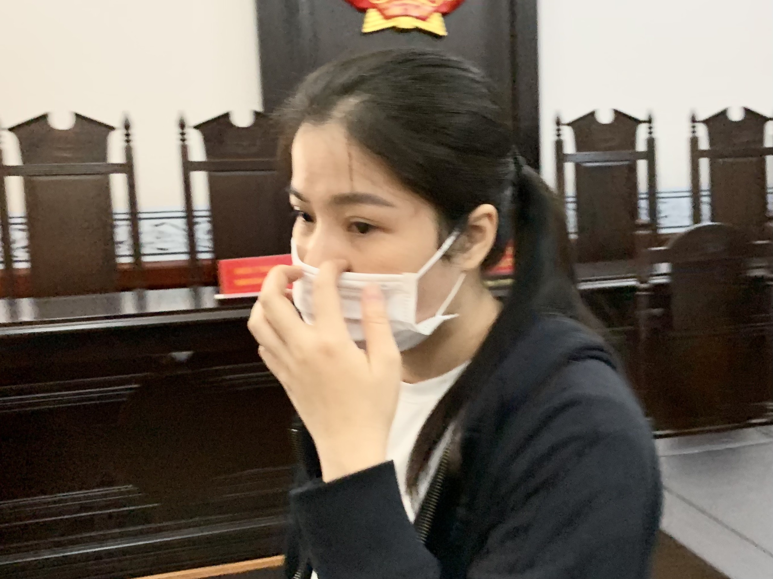 Bi phat tu vi len kich ban danh ghen, tong tien ban trai la thay giao hinh anh