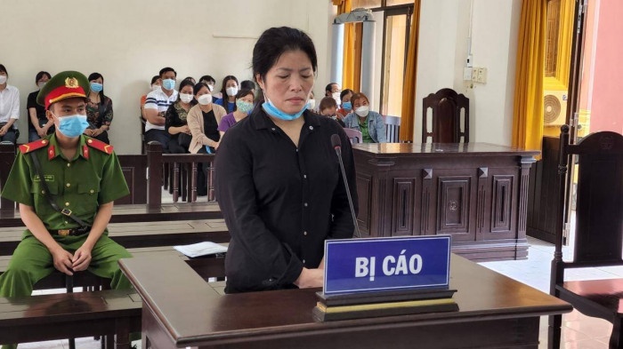 Nu hieu truong tieu hoc tham o gan 2,6 ty, lua ban nha hon nua ty hinh anh