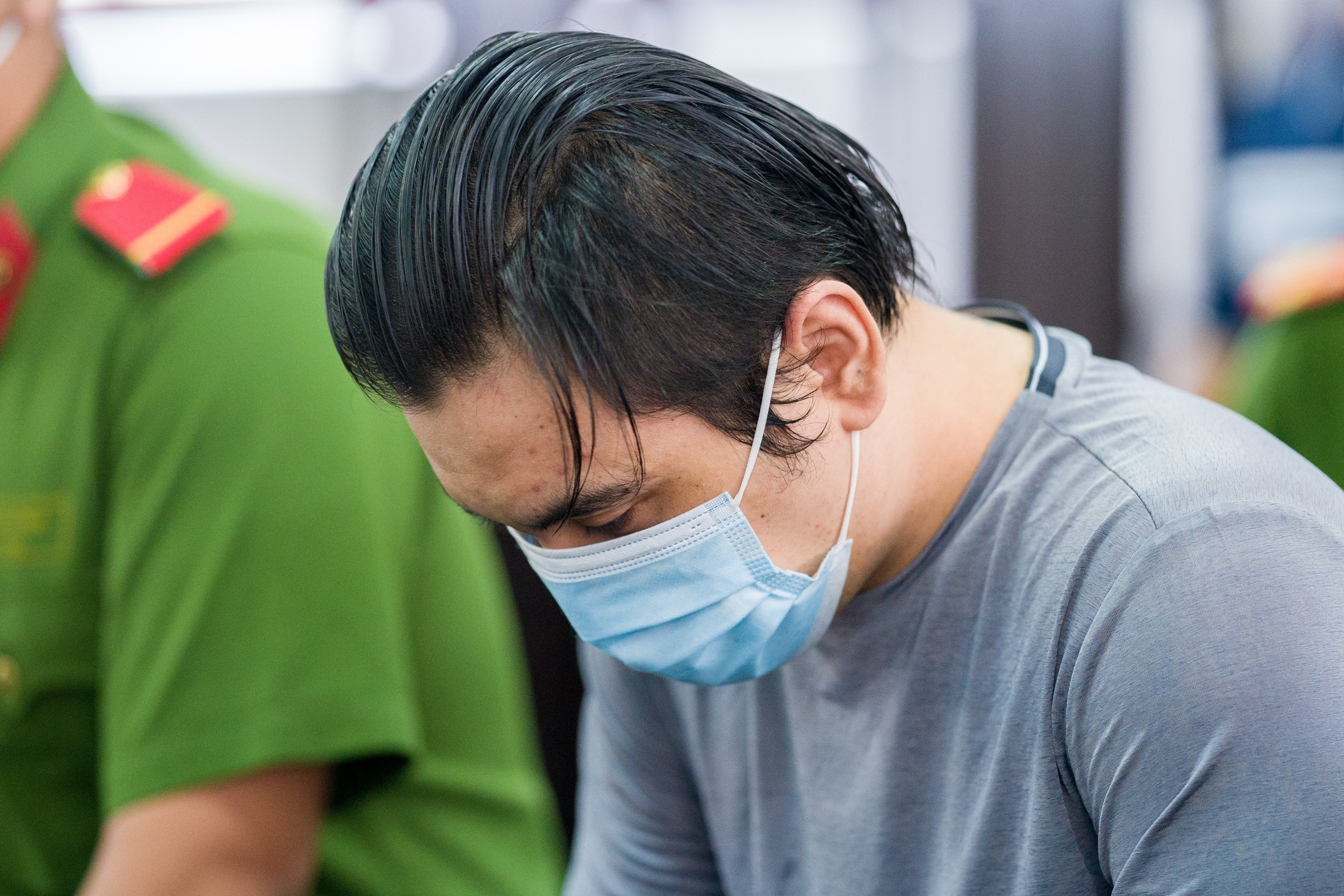 Ke bien can ho cua tai xe Mercedes tong nu tiep vien hang khong hinh anh