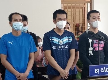 Nhom danh hoi dong can bo cong an linh an hinh anh