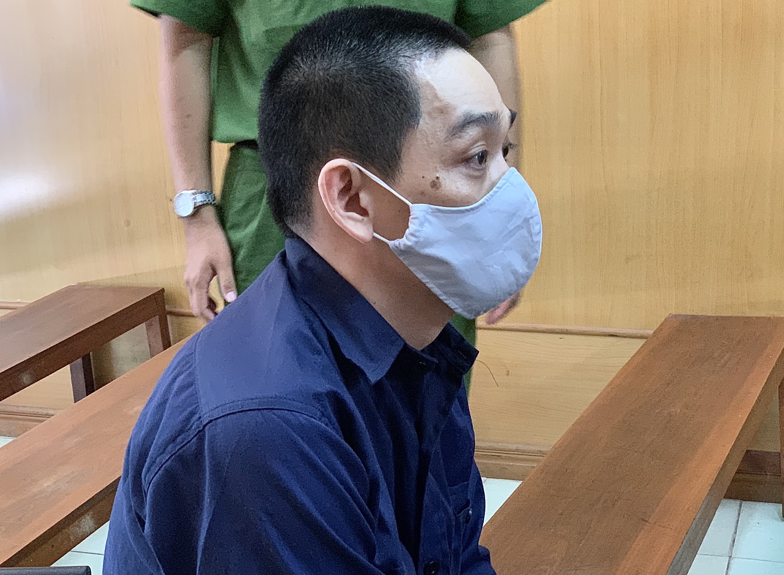 Linh an 14 nam tu vi gia Viet kieu lua gan nua ty dong hinh anh