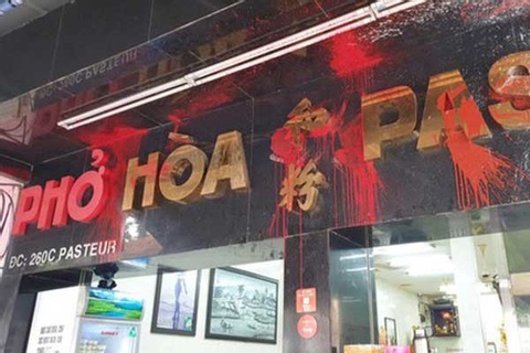 Nam 'bo' trong bang nhom tat son pho Hoa lanh an hinh anh