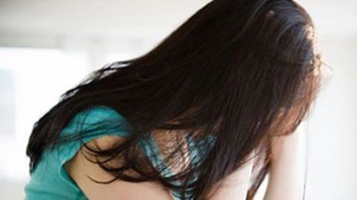 Bi xit hoi cay vao mat, nu sinh o Hai Phong roi loan tam ly hinh anh