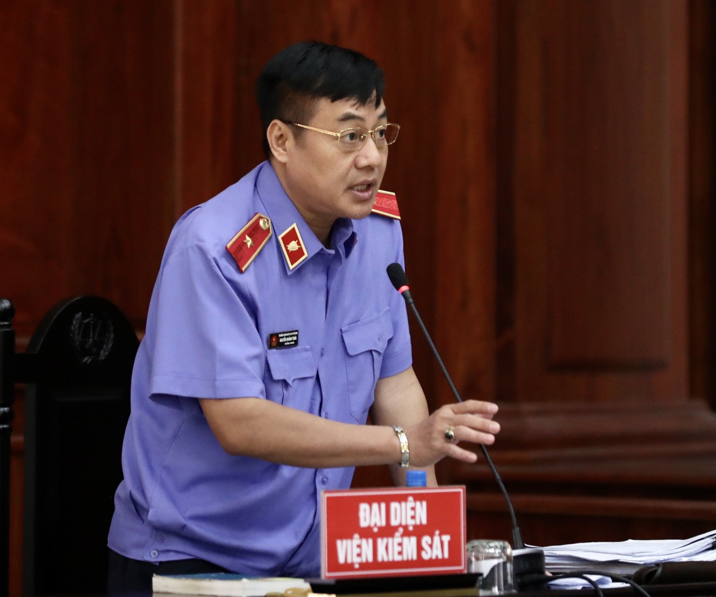 xet xu Diep Bach Duong,  giam dinh tam than anh 6