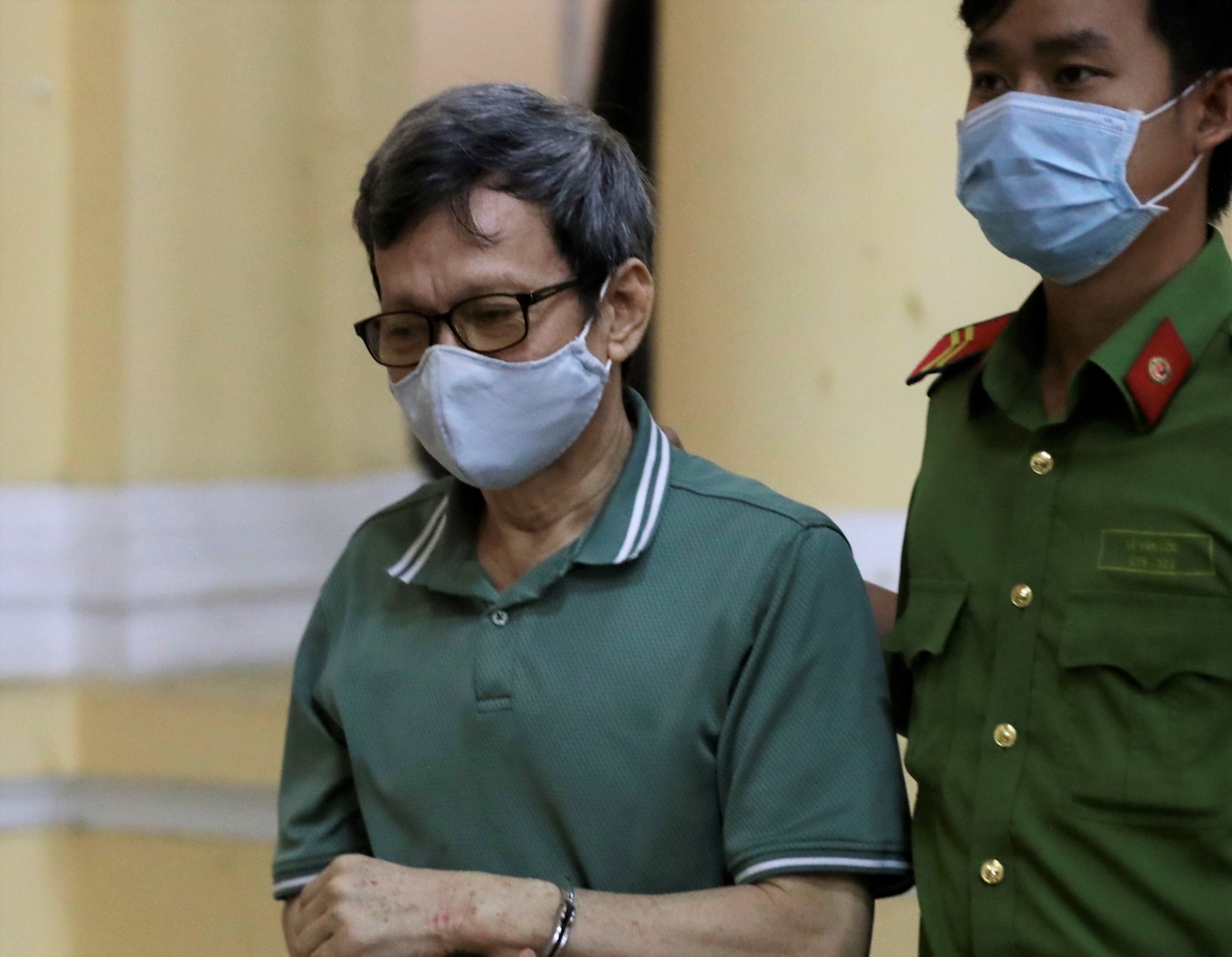 Cuu Tong giam doc Tan Thuan mong duoc giam toi hinh anh