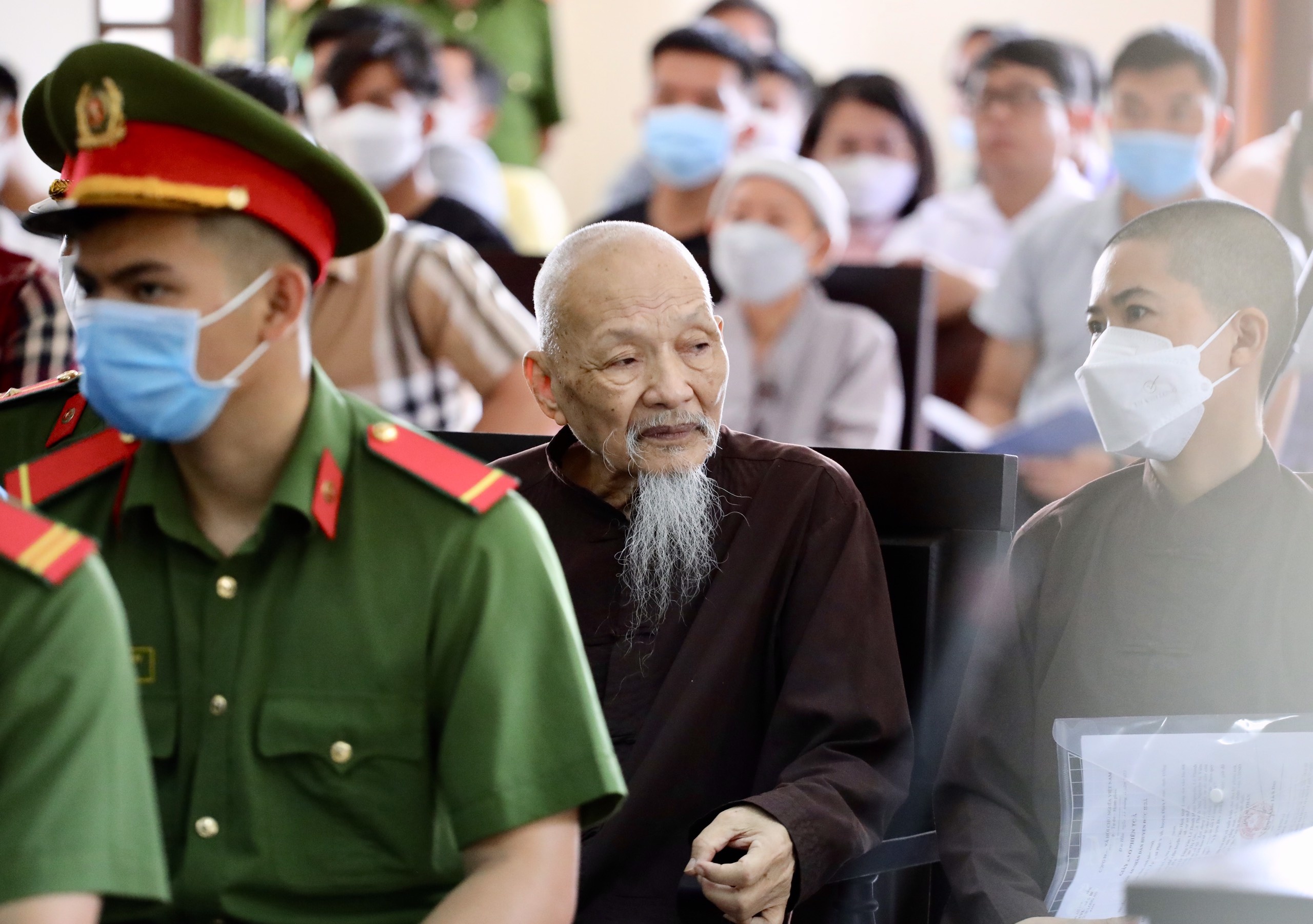 xet xu Le Tung Van,  Long An,  Tinh that Bong Lai anh 1