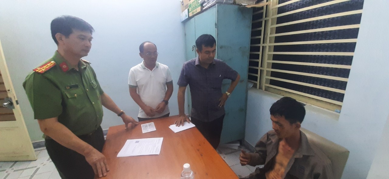 Loi khai cua nghi pham sat hai 2 nguoi trong vu hon chien o Binh Duong hinh anh