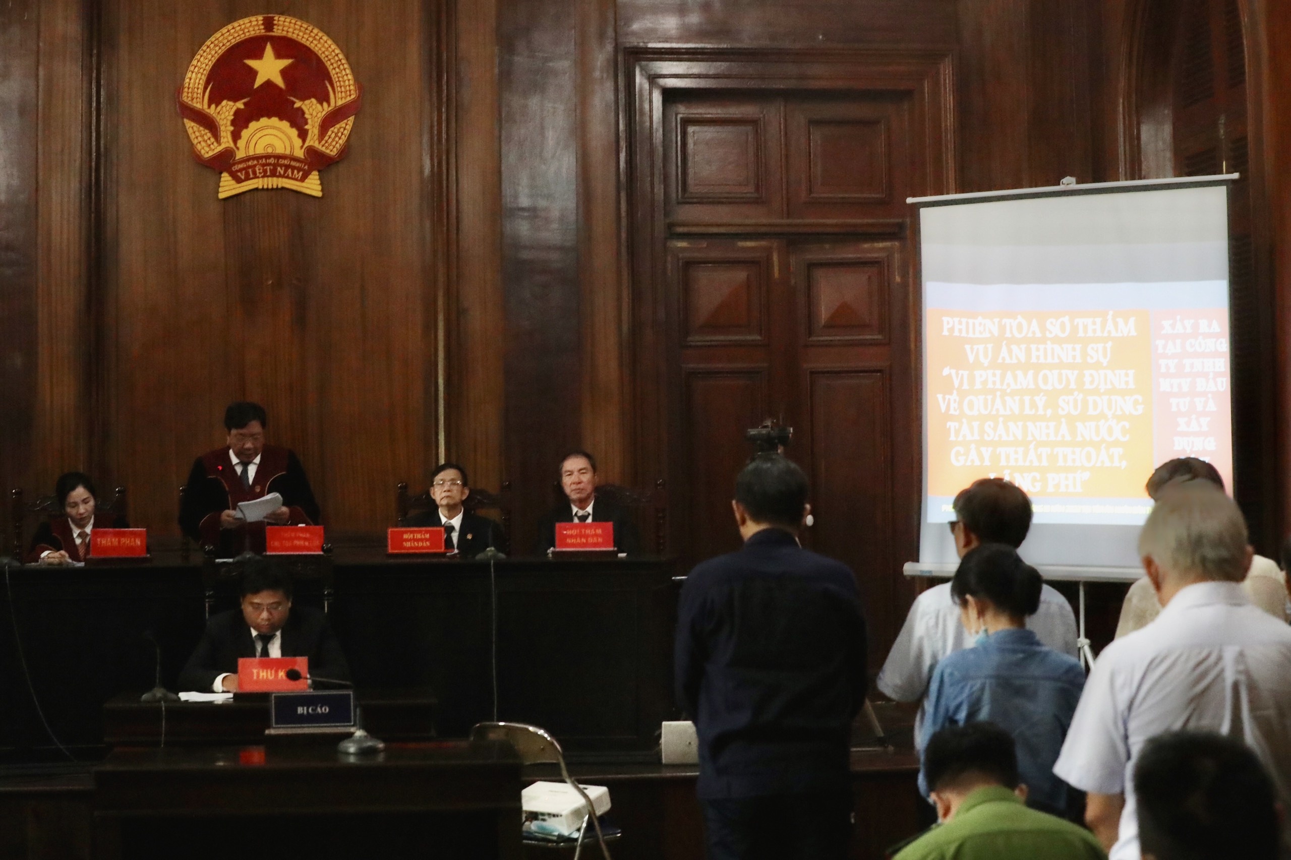 xet xu Tat Thanh Cang,  Quoc Cuong Gia Lai anh 3