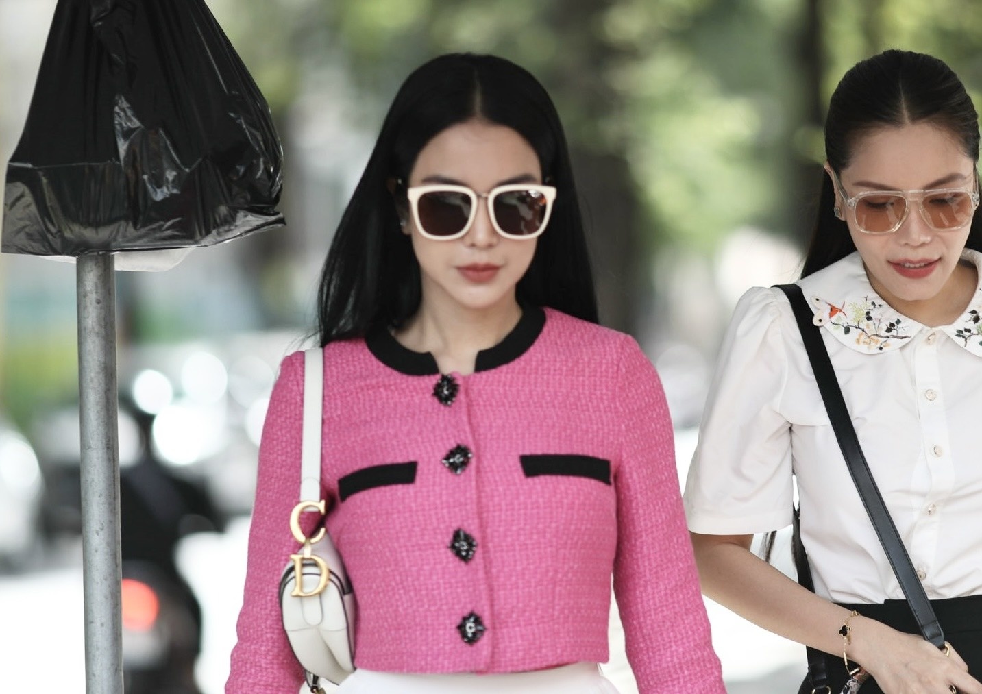 Dien vien Diep Lam Anh ra toa ly hon hinh anh