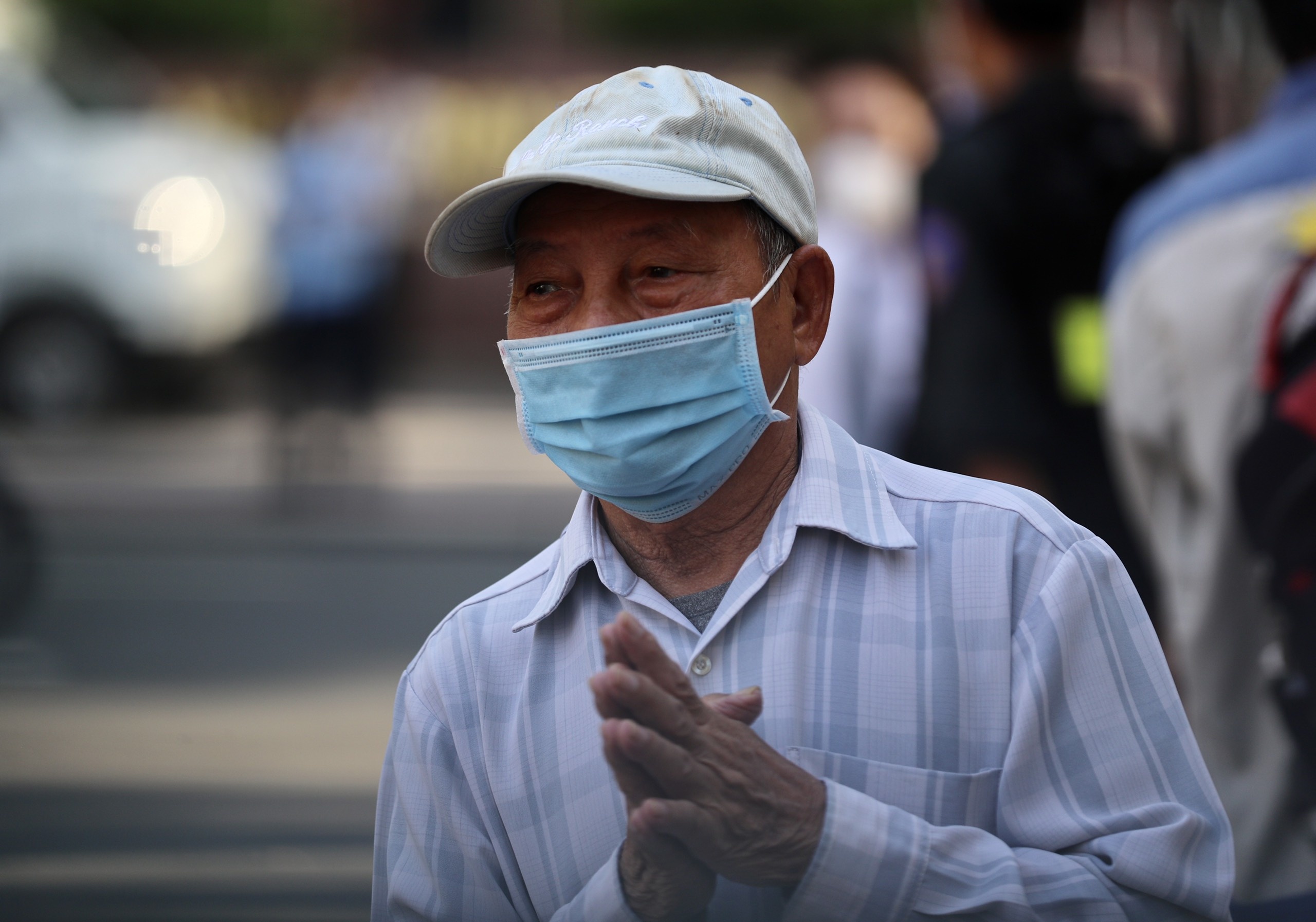 Cu ong 78 tuoi ban nha de mua du an cua Alibaba hinh anh