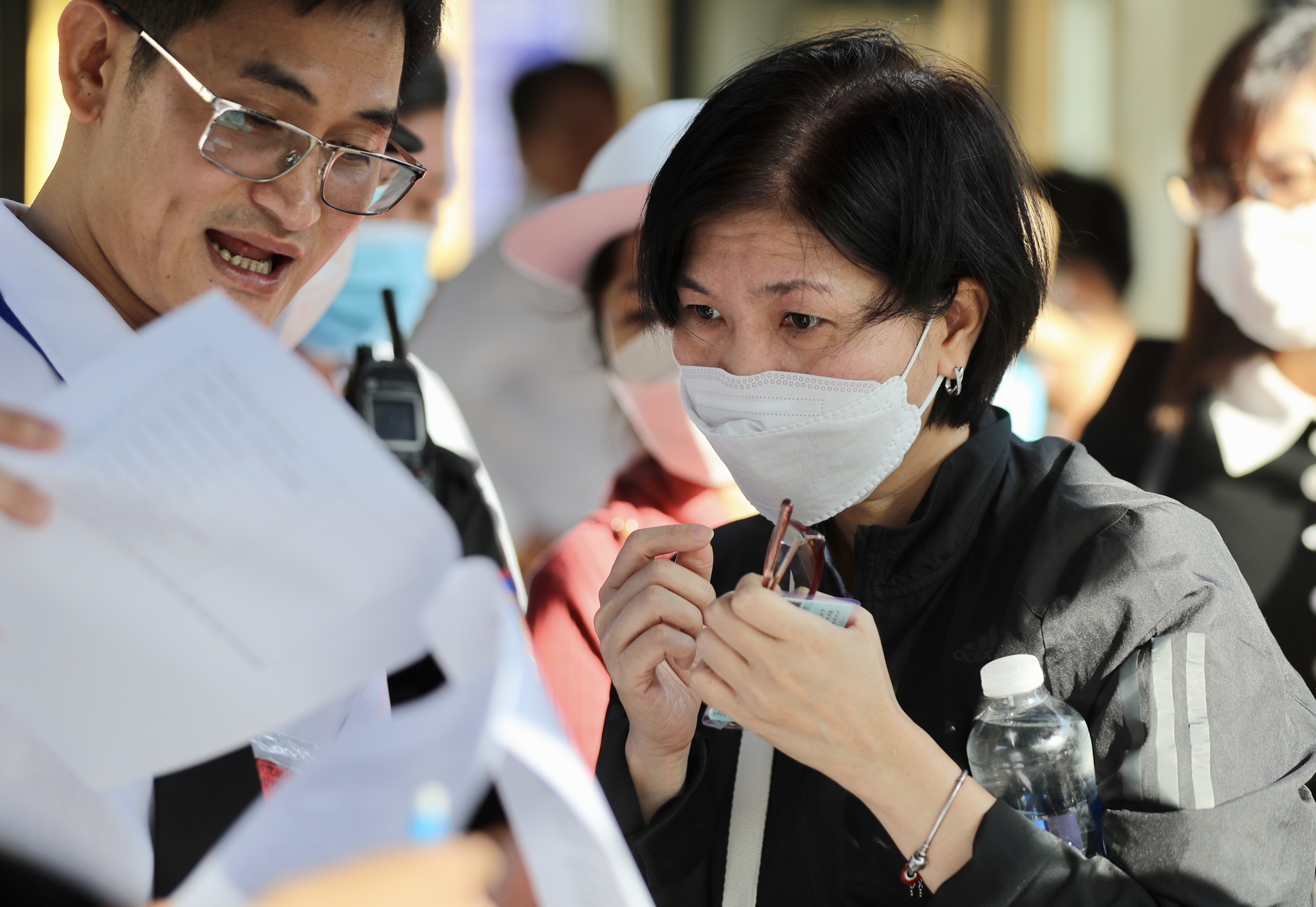 Toa thay doi thoi gian xet hoi doi voi bi hai trong vu dia oc Alibaba hinh anh