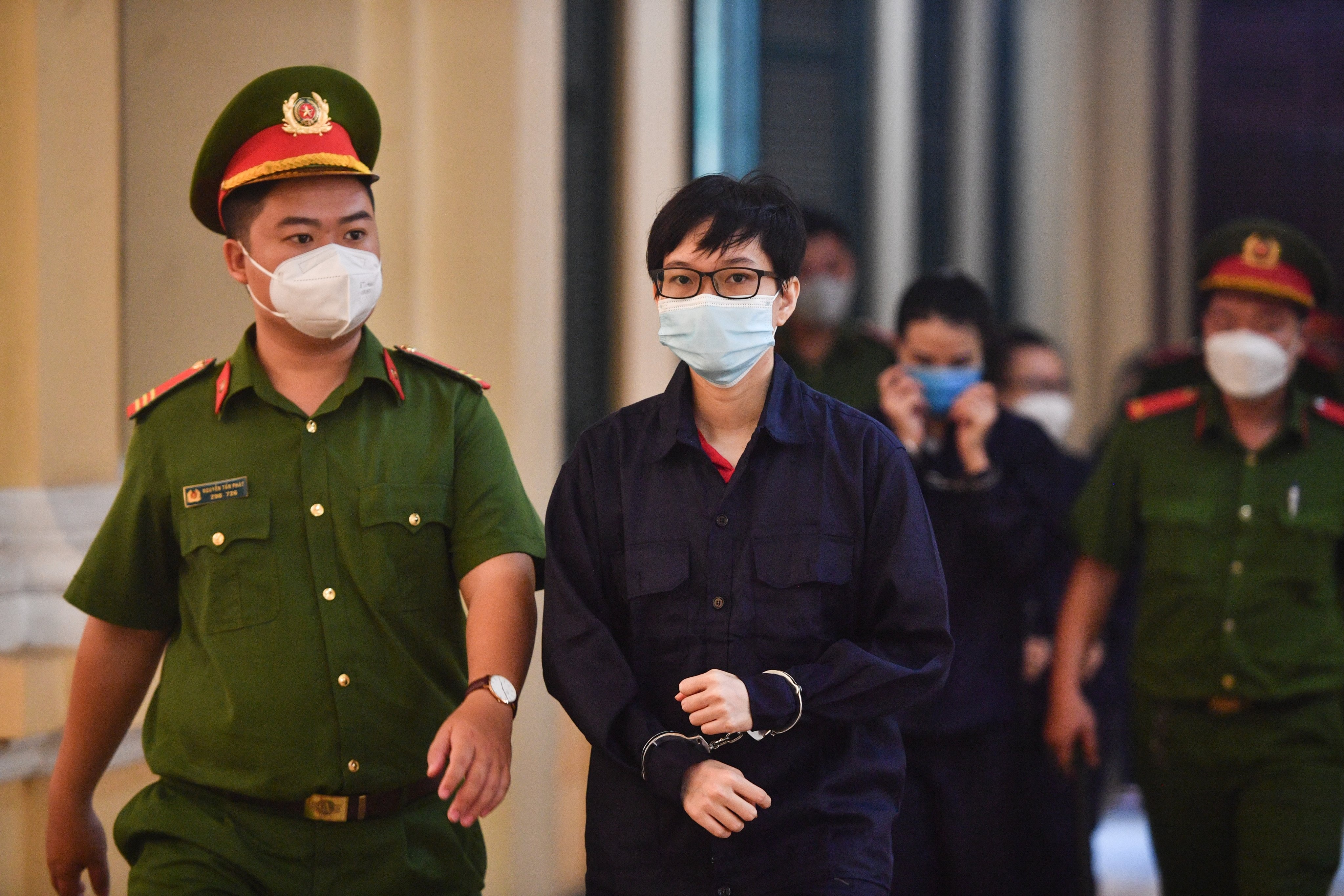 xet xu Nguyen Thai Luyen anh 2