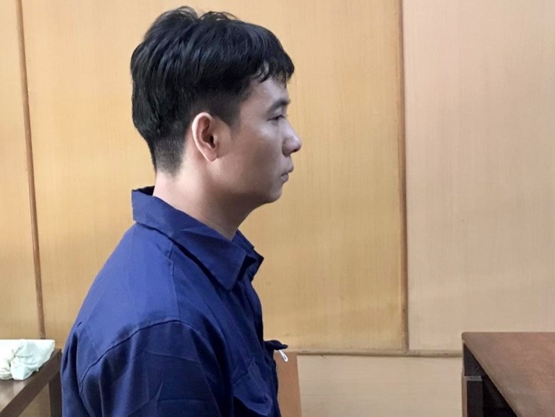 Phong hoa dot em ho tu vong, nam thanh nien linh an tu hinh hinh anh