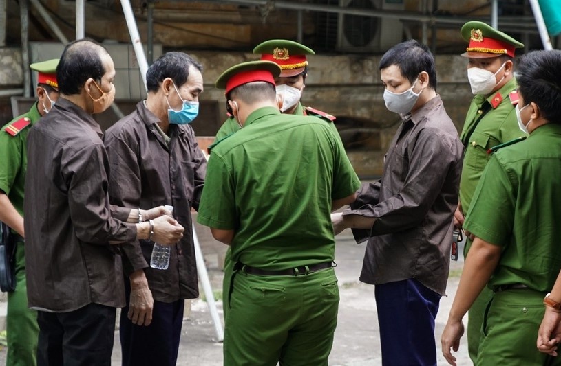 sat hai Quan xa lo anh 1