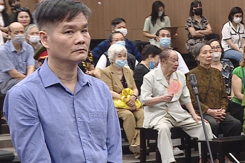 Xet xu tien si day lam giau, lua dao 576 ty dong hinh anh