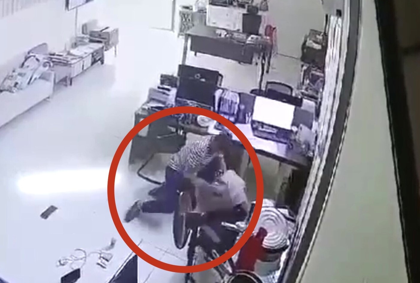 sat hai nu ke toan anh 2